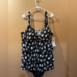 Paradise Bay Palms One Piece Bathing Suit Minimizer Size 24W NWT